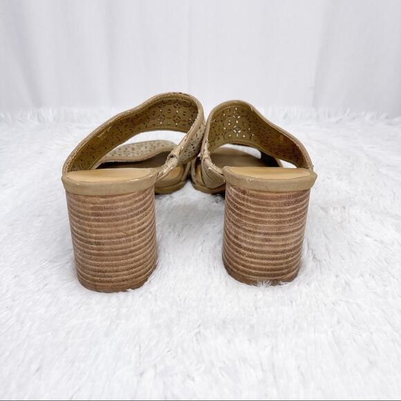 TOMMY HILFIGER / tan laser cut chunky sandals - Picture 6 of 11